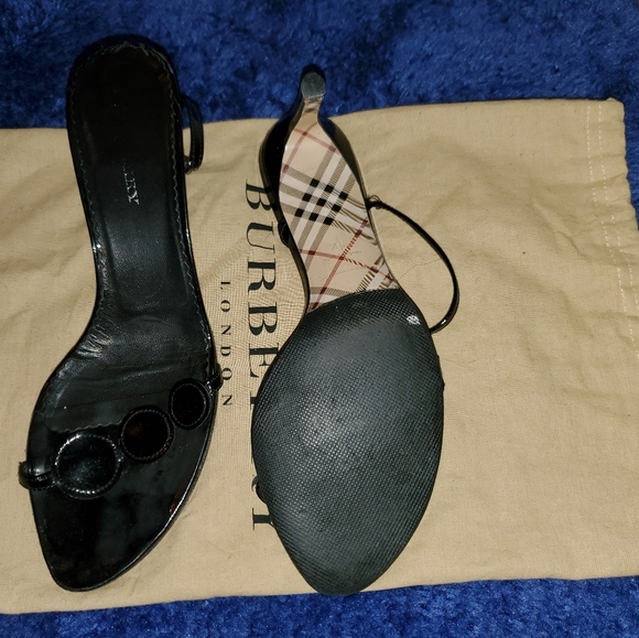 💞HOST PICK💞 Burberry black mule - Picture 4 of 7